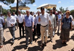 Hizmetleri incelediler 