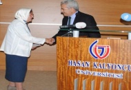 HK Üniversitesi öğrencilerinden engellilere destek