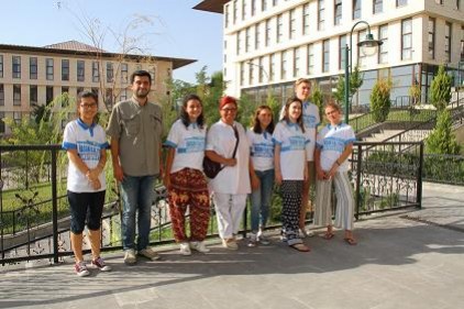 HKÜ lise öğrencileri için sıra dışı yaz programına ev sahipliği yapıyor 