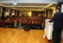 HKÜ Rize’de öğrencilerle buluştu