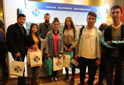 HKÜ, Türkiye’nin dört bir yanında üniversite adayları ile buluştu 