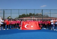 Hokey Kadın Milli Takımı Gençliğe Hitabeyi okudu