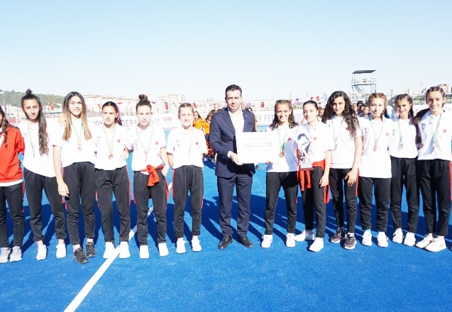 Hokey Kadınlar Açık Alan Süper Ligi sona erdi