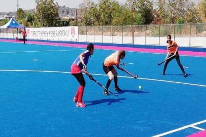 Hokey Sahası&#8217;nda ilk turnuva
