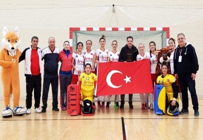 Hokeyin sultanları Avrupa kupasına fırtına gibi başladı