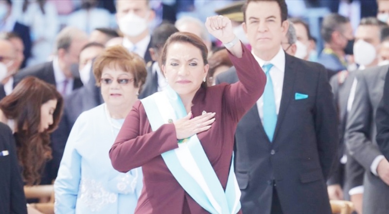 Honduras'ın ilk kadın Devlet Başkanı Xiomara Castro yemin etti