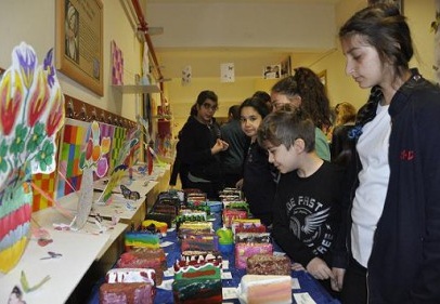 Hoş geldin bahar sergisi açıldı