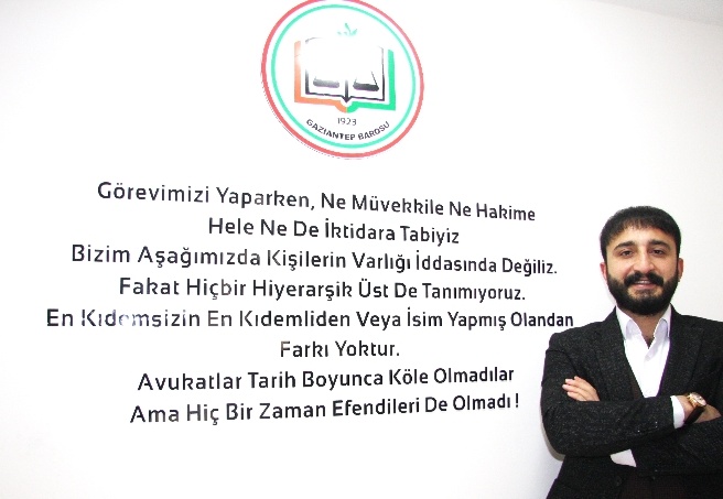 Hukuku bir çekiç gibi kullanıyorlar