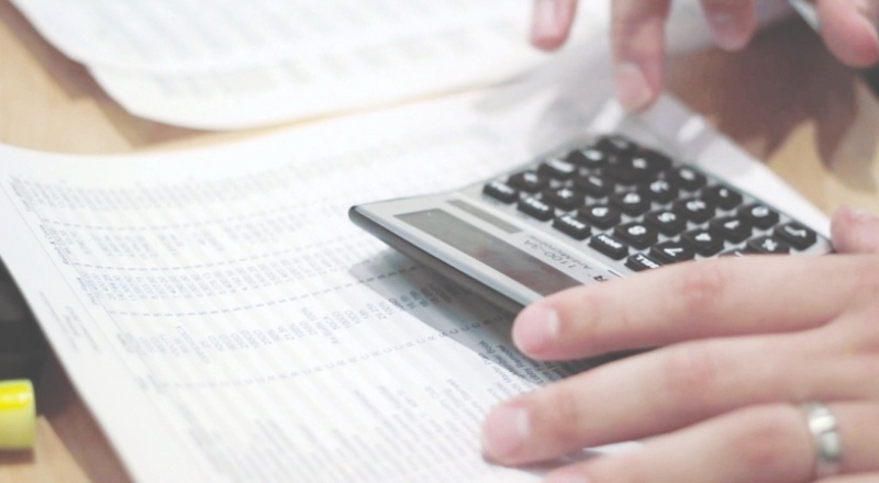 Hükümetten bütçe açığı için üç ihtimalli öngörü: Covid tekrar artarsa yüzde 4.6; hızlı azalırsa yüzde 2.7; normalde yüzde 3.5