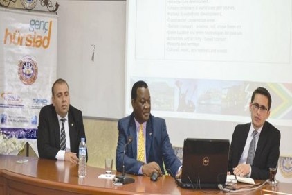 HÜRSİAD üyeleriyle görüştüler