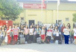 680’ı kız 1440 genç farklı şehir ve kültürleri görme şansı bulacak