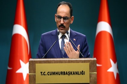 İbrahim Kalın:Türkiye, teröristlerle savaşıyor, Kürtlerle değil