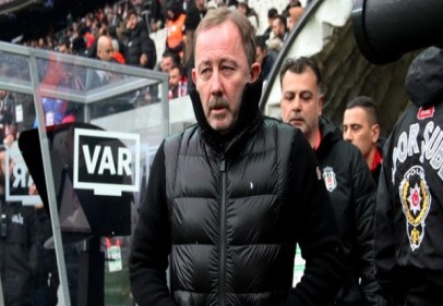 “İçinde bulunduğumuz durum hiç kredimiz olmadığını gösteriyor