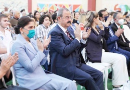 “İçinizdeki çocuksu merak ve öğrenme hevesinden vazgeçmeyin”