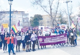 İçişleri Bakanlığı "cinayet" demedi: Nisan ayında 17 kadın öldürüldü