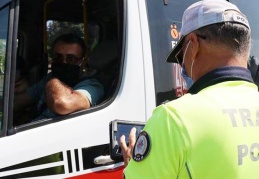 İçişleri Bakanlığı: Yüzlerce araç trafikten men edildi