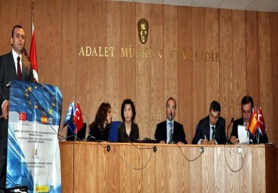 İcra müdürlüklerindeki tüm parasal işlemler bankalar üzerinden olacak