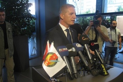 &#8220;İdareyi, siyaseti ve iş dünyasını dizayn etmeye çalışıyorlar&#8221;