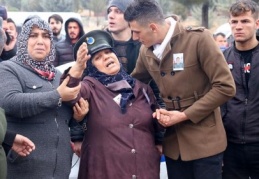 İdlib şehidi dualarla uğurlandı