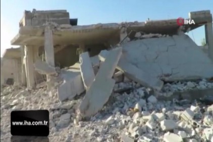 İdlib'e hava saldırılarında ağır bilanço