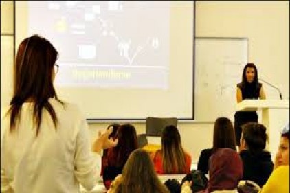 İdrar kaçırma, kadınlarda sıklıkla karşılaşılan bir problem