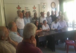 İfade özgürlüğünün önündeki engellerin kaldırılması gerek