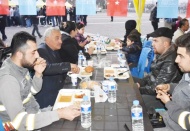 İftar çadırında günlük 5 bin kişi yemek yiyecek
