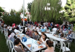 İftar çadırları 120 bin kişiye hizmet verdi 