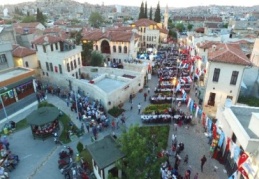 İftar yemeğinde 3 bin kişi ağırlandı