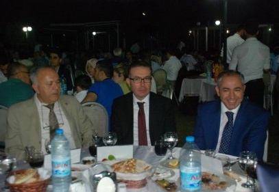 İftar yemeğinde bir araya geldiler