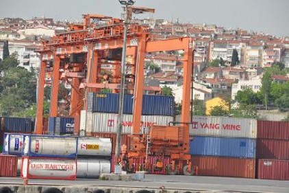 İhracat Kasım ayında 11 milyar 952 milyon dolar oldu