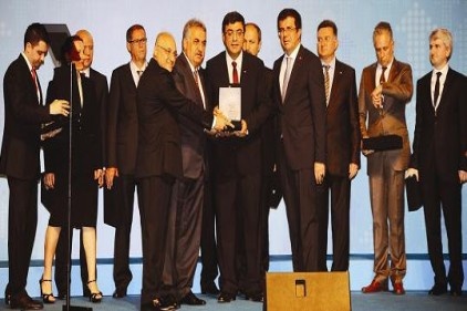 İhracatçılar ödüllerini aldı