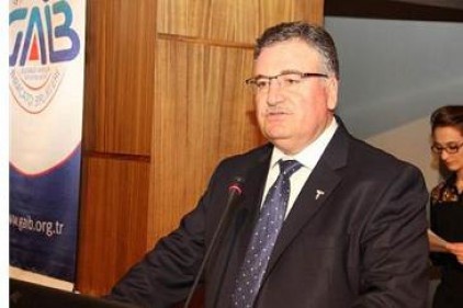 İhracatçıların devlet tarafından desteklenmesi gerekiyor