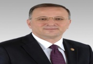 İhracatçıya başka ülke pazarlarına yönlenmelerini önerdi