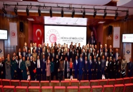 "İhracatı tabana yaymak zorundayız"