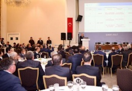 İhracatta 5’inci sıraya yükselmiş olmamız hepimizi sevindirdi