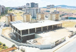 İhtiyaç olan bir noktada kütüphane inşaatına başladık