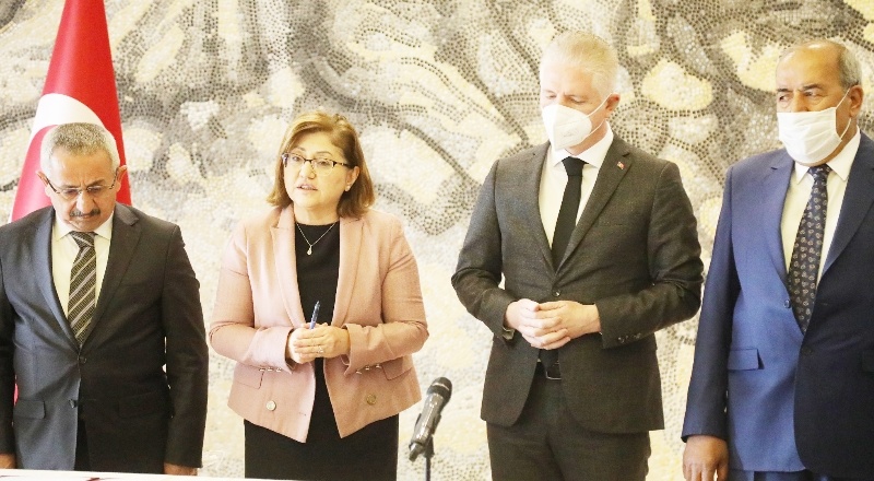 İhtiyaç sahipleri için francalanın fiyatı 2 buçuk liradan 1 buçuk liraya indirildi