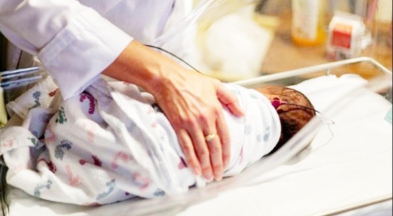 İki aylık bebek Covid-19 nedeniyle hayatını kaybetti