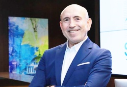 İki büyük kriz yaşıyoruz, demokrasiyi daha fazla çalıştırmamız gerek