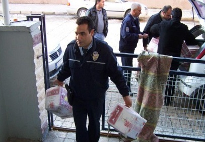 İki operasyonda 7 bin paket kaçak sigara ele geçirildi