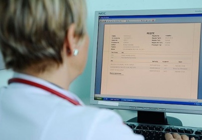 İki reçeteden biri elektronik oldu
