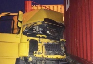 İki tır çarpıştı