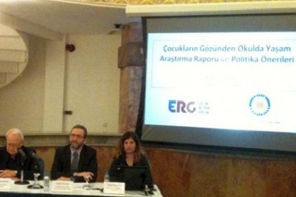 "İkili öğretim çocukları olumsuz etkiliyor" 