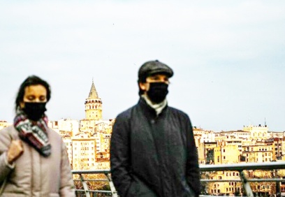 İkinci doz aşı yapılsa da maske şart