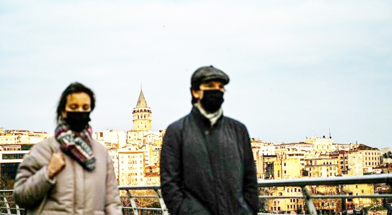 İkinci doz aşı yapılsa da maske şart