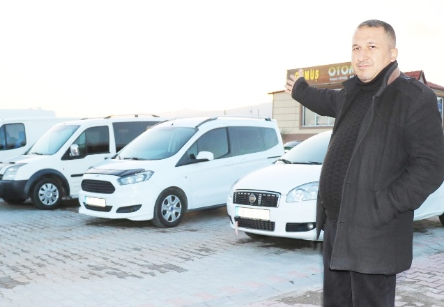 İkinci el araç fiyatları düştü, satış durma noktasına geldi