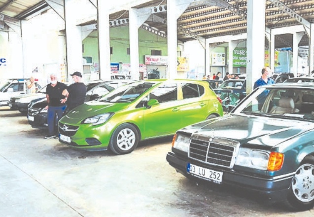 İkinci el araçlarda fiyatlar yükselmeye devam ediyor