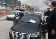 İkinci el pazarında alıcı da satıcı da fiyatlardan yakınıyor