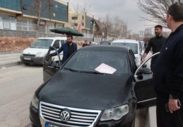 İkinci el pazarında alıcı da satıcı da fiyatlardan yakınıyor